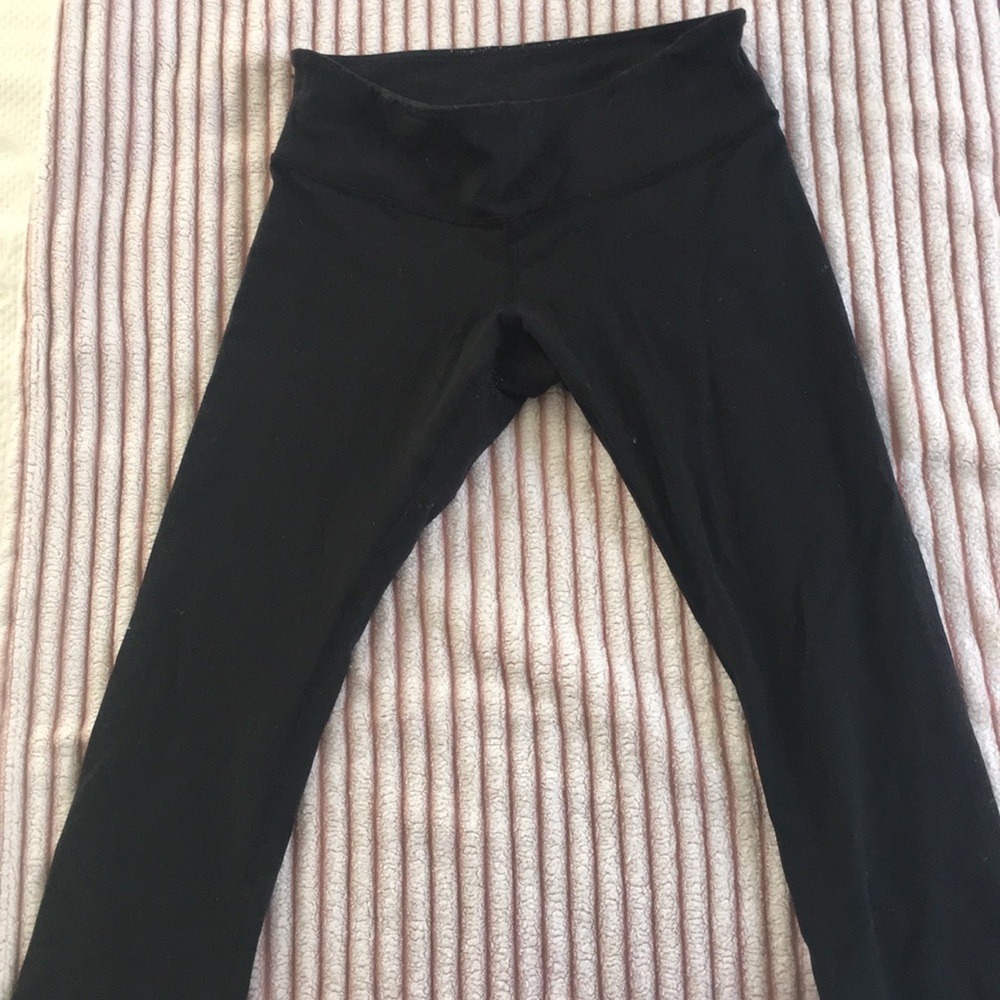 Lulu crop leggings